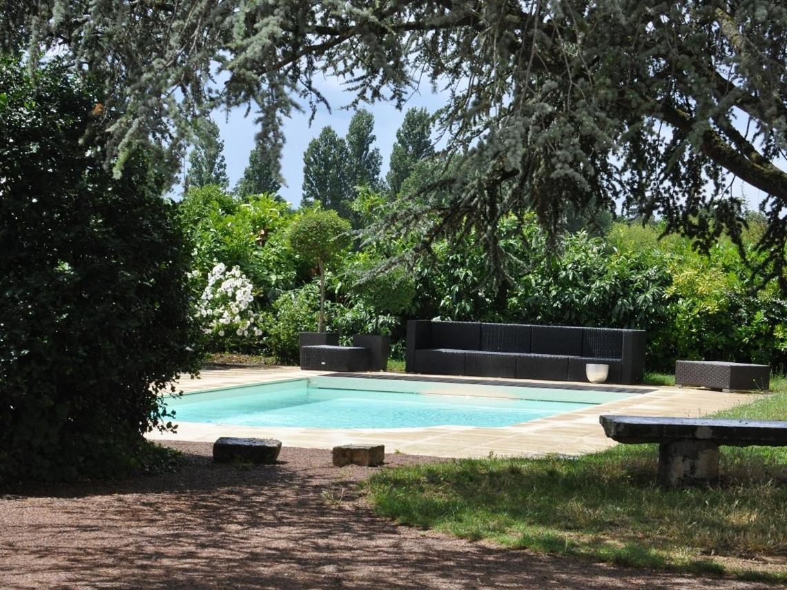 Le Prieure Saint Agnan Hotel Cosne-Cours-Sur-Loire Exterior photo