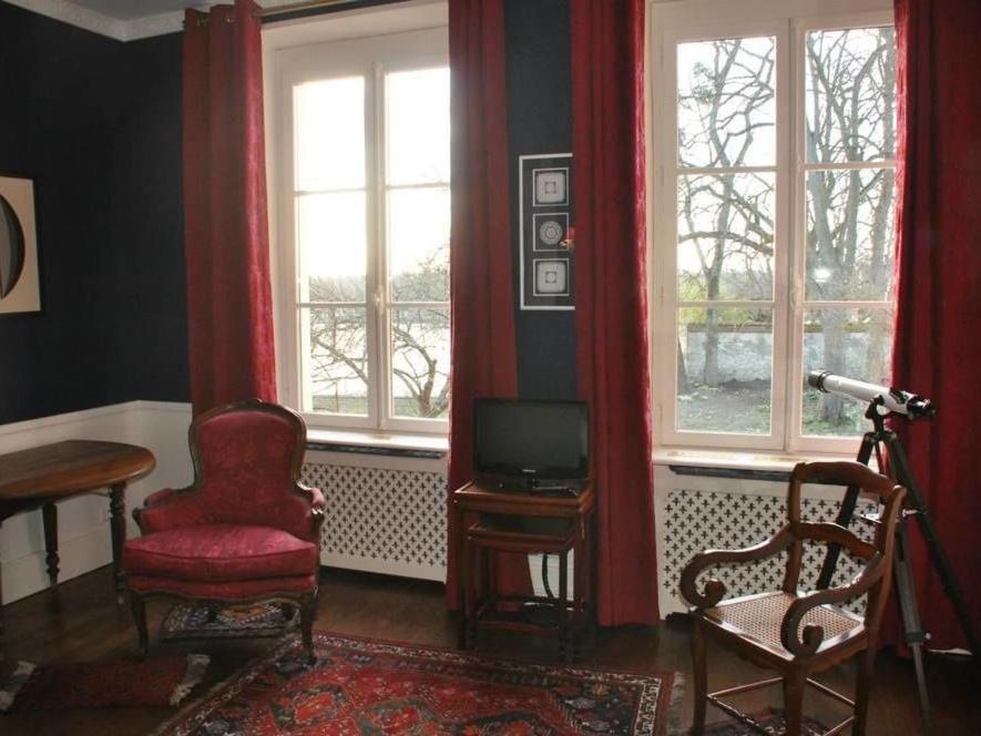 Le Prieure Saint Agnan Hotel Cosne-Cours-Sur-Loire Room photo