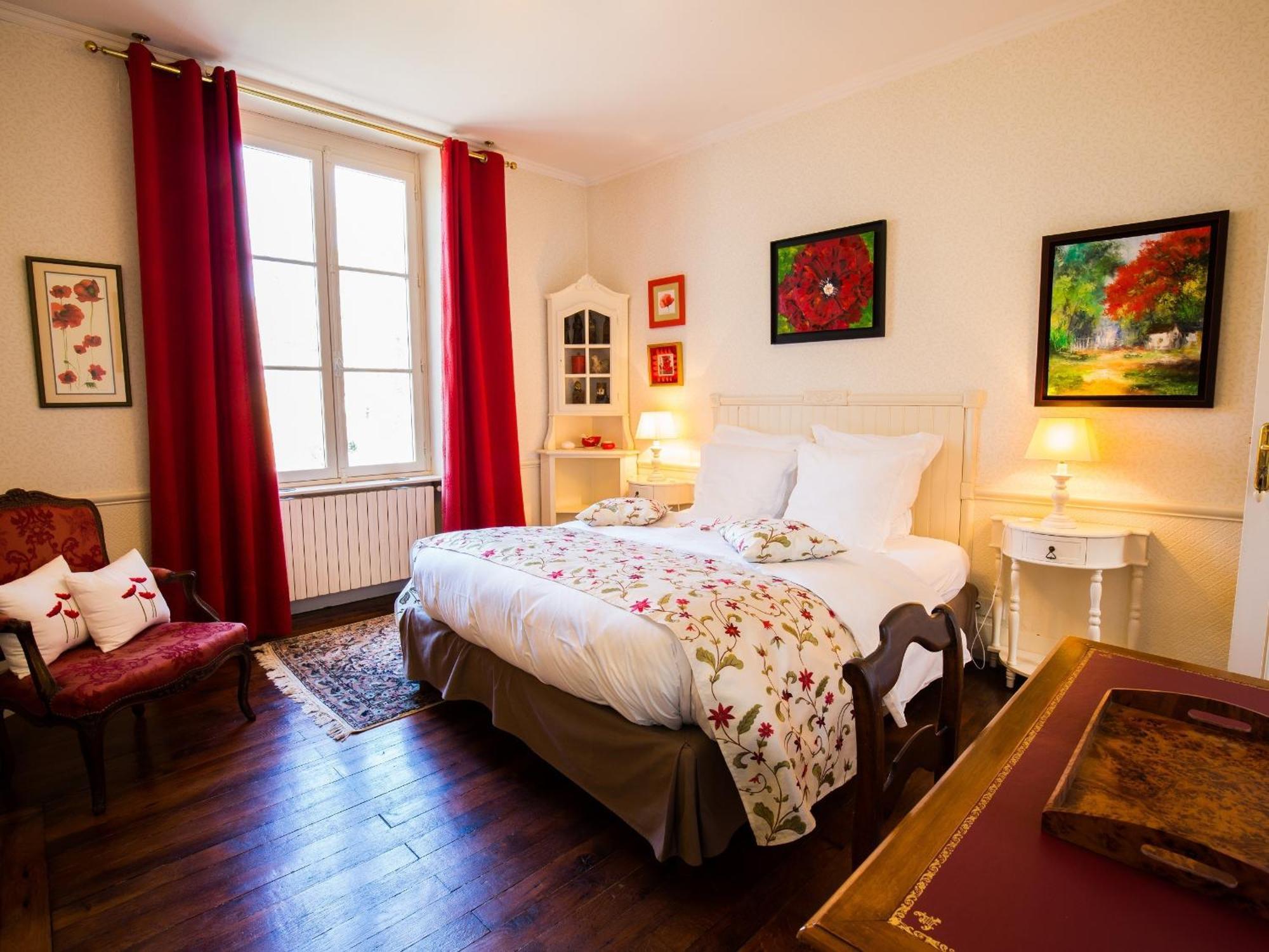 Le Prieure Saint Agnan Hotel Cosne-Cours-Sur-Loire Room photo